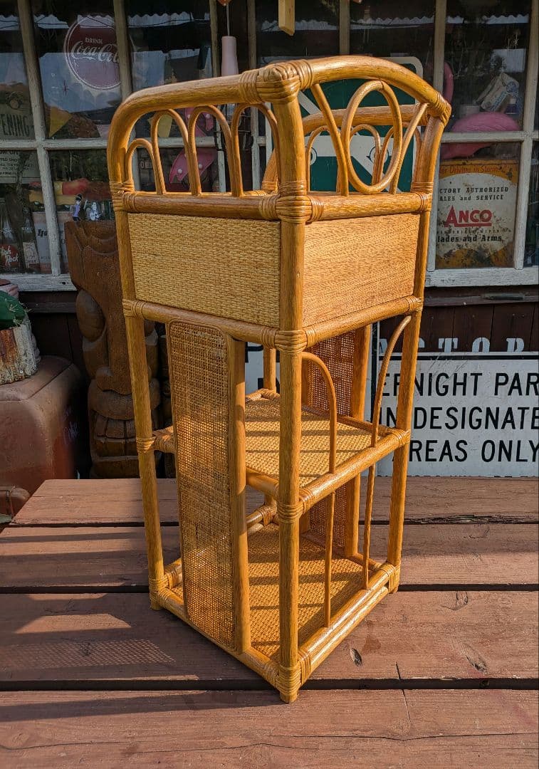 オールドラタンシェルフ 飾り棚 籐 ラタン製 3段シェルフ 引き出し付き　家具