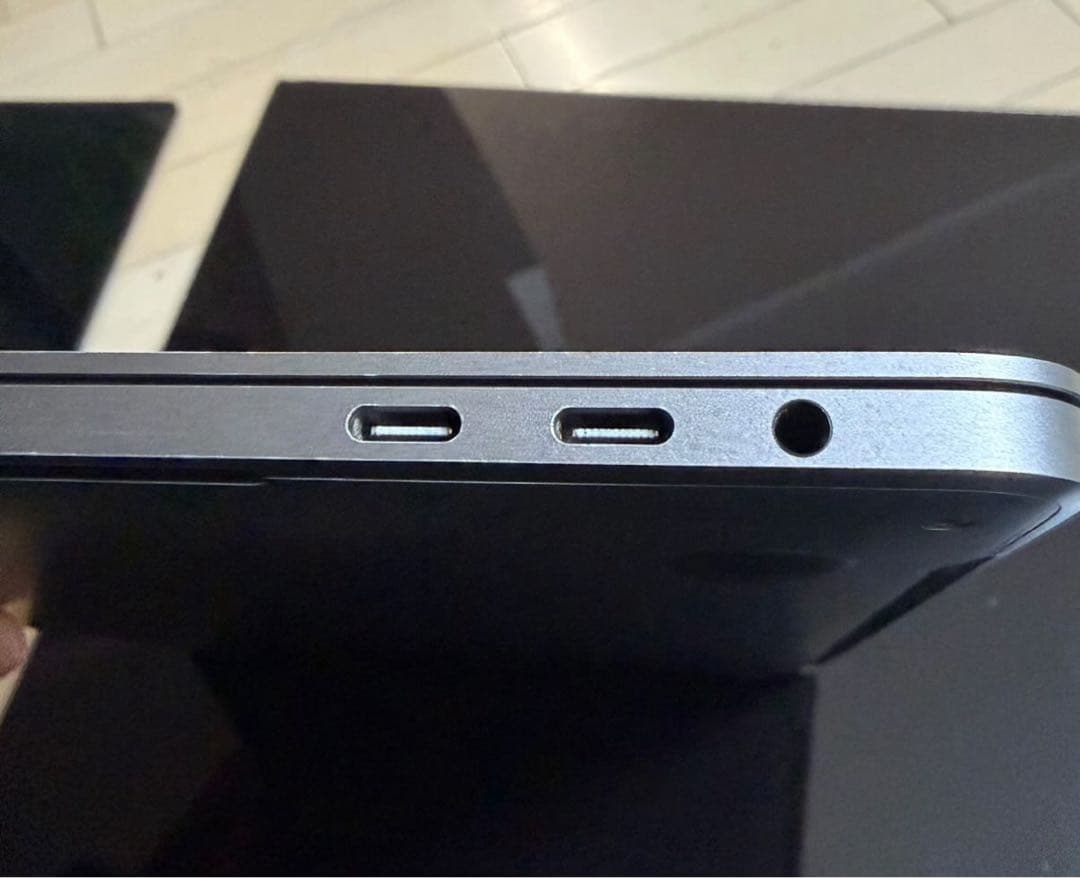 MacBook Pro 13インチ 2019 Core i7