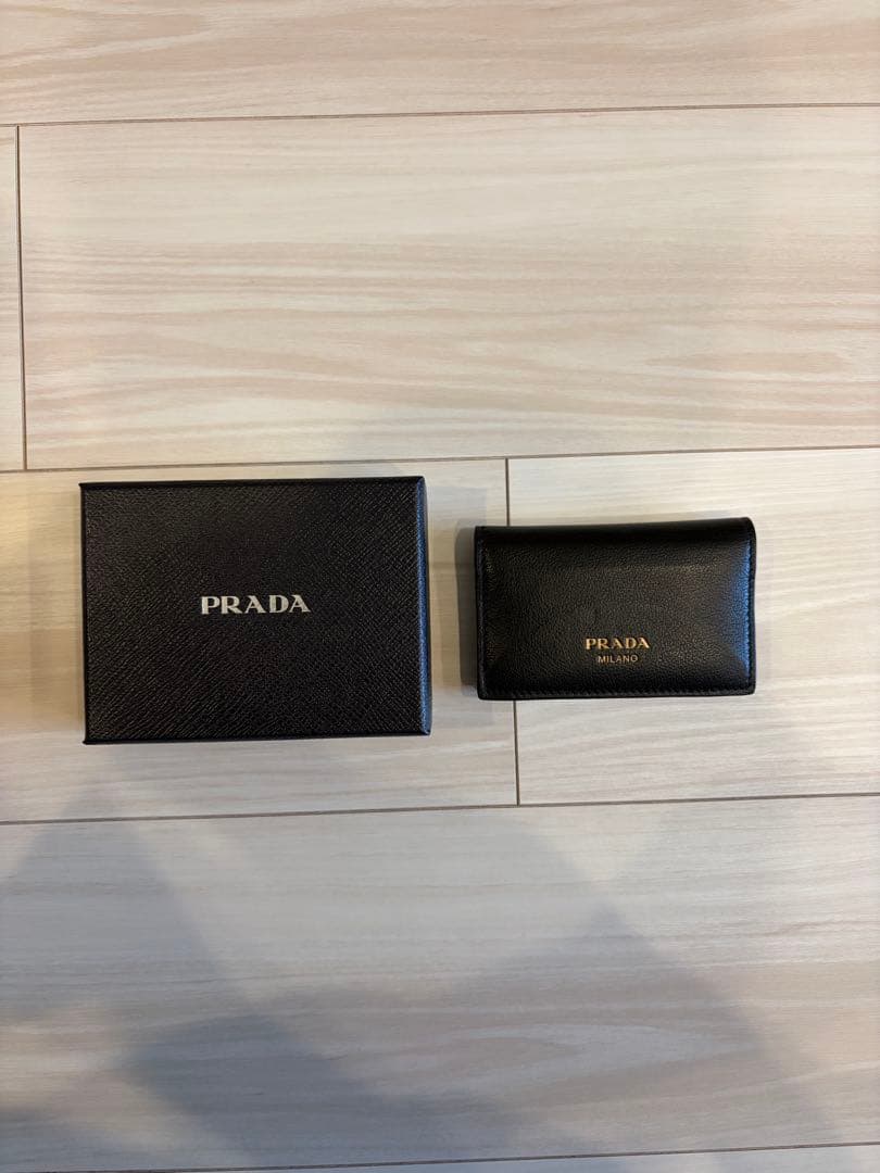 【正規品認定書付き】PRADA ソフトグレイン 名刺入れ