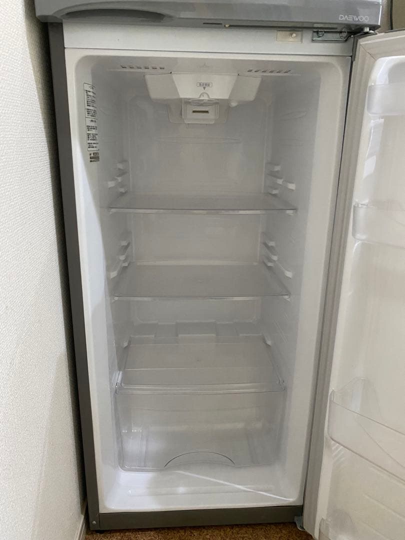 227L冷蔵庫　1〜3人向け【大宇 DR-B23AS】床板保護パネル付き