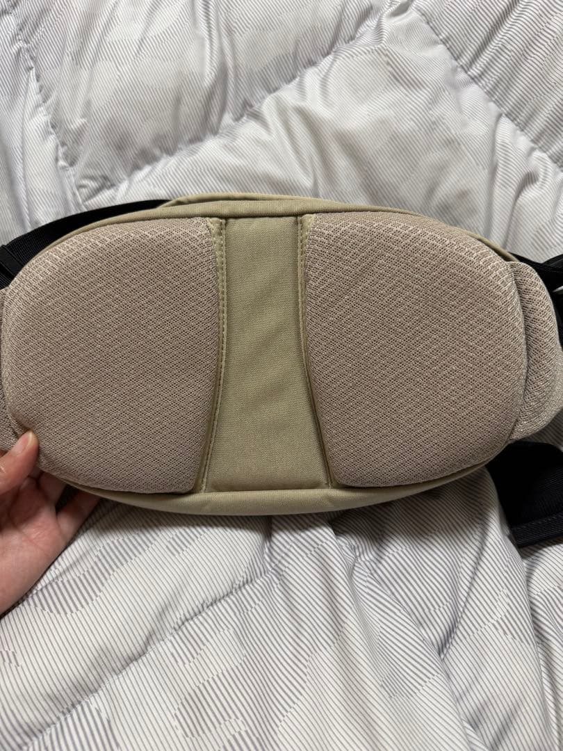 人気色⭐︎Hugoo ヒップシート付きショルダーバッグ