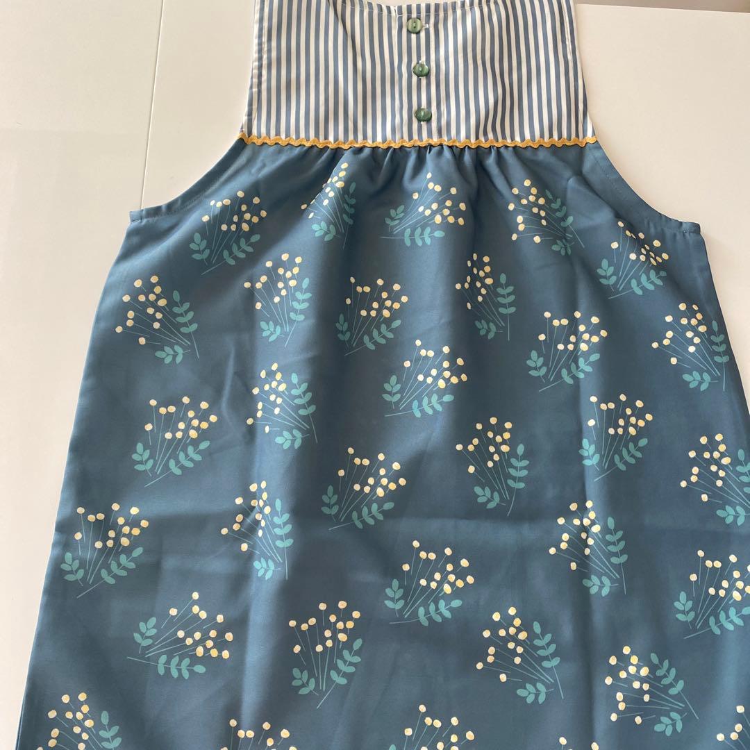 完売品　新品未使用　くまのがっこうエプロン　ミモザ　保育士エプロン　学研