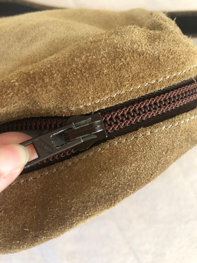 LOEWE ロエベ　ヴィンテージ　スエード　ショルダーバッグ　アナグラム