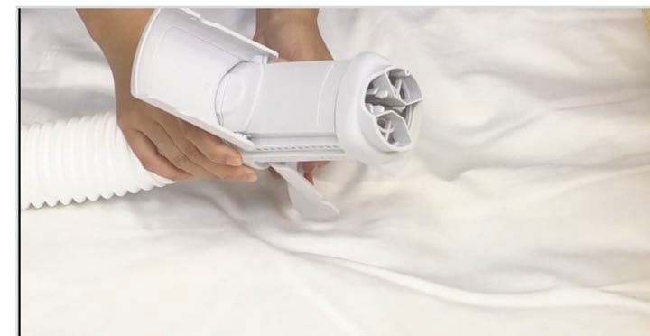 アイリスオーヤマ ふとん乾燥機 カラリエ ホワイト FK-JN1FH-W