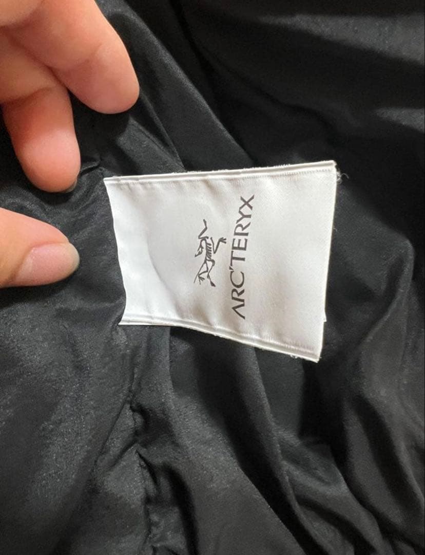 Arc’teryx Atom AR