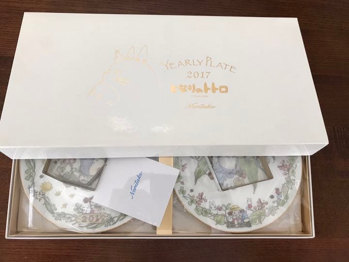 ジブリ　イヤープレート　2017 トトロ　ノリタケ