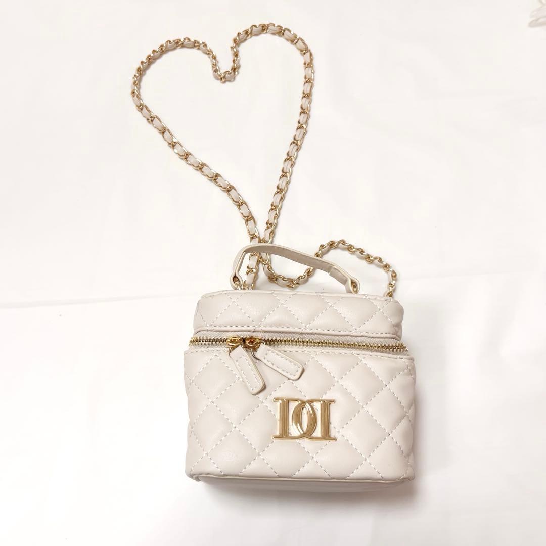 ダーリッチ　キルティングスクエアミニバッグ　darich