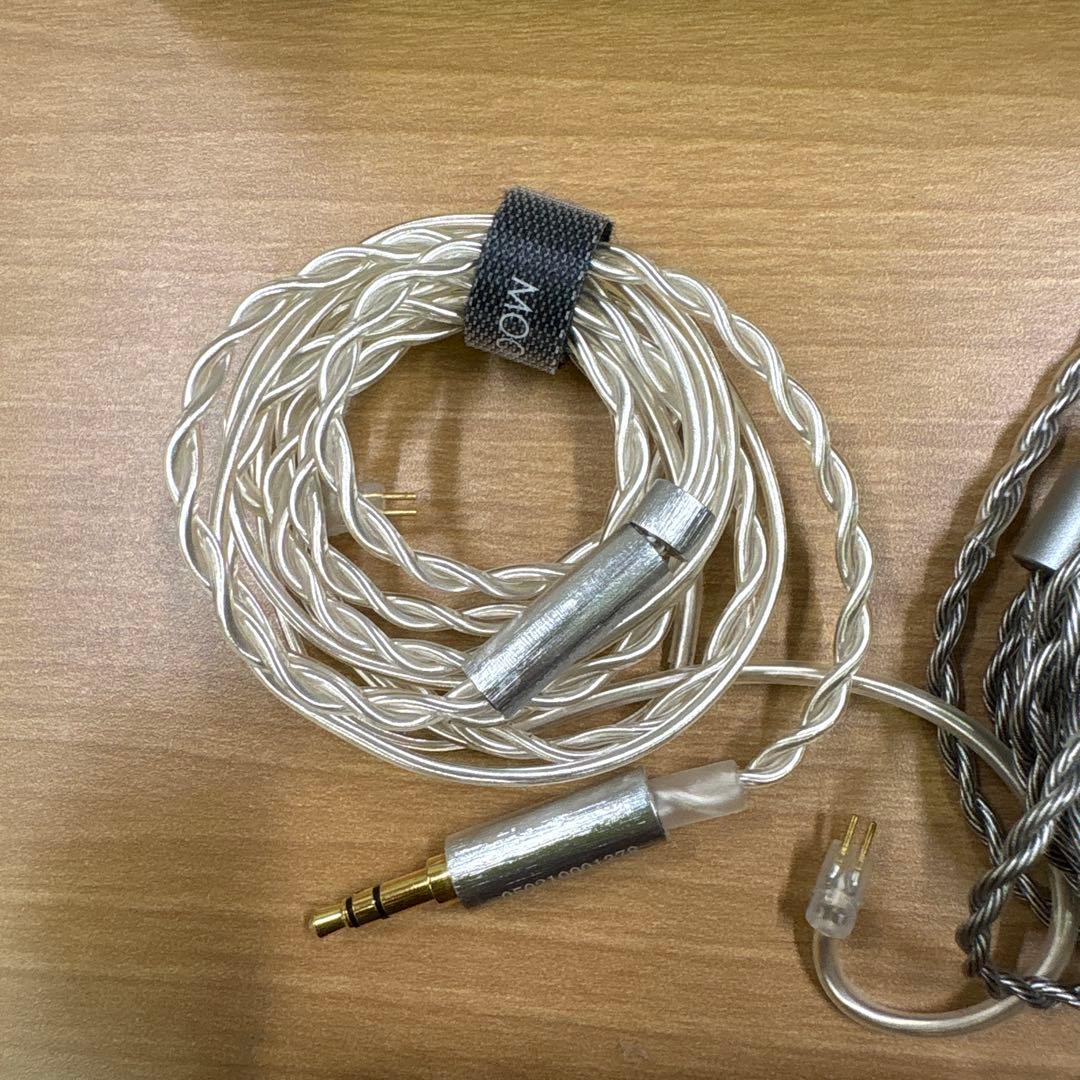 MOONDROP DUSK リケーブル可能イヤホン