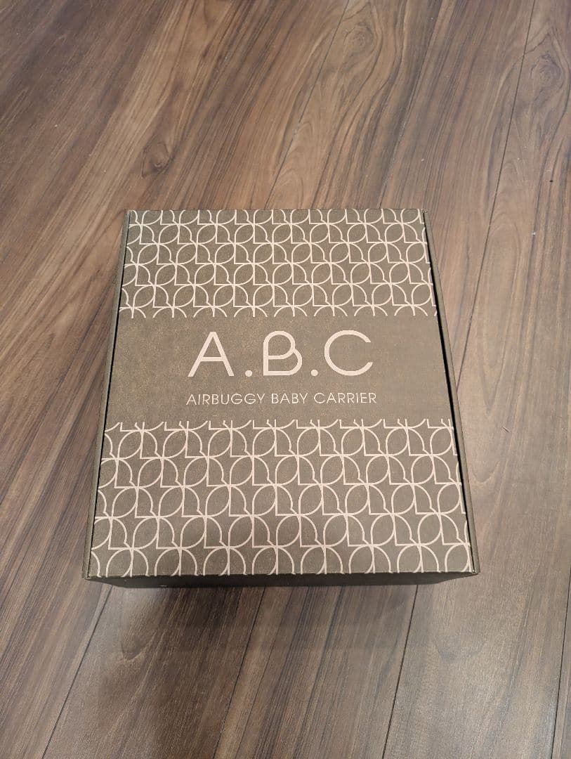 AIRBUGGY BABY CARRIER BASIC PLUS 箱付き