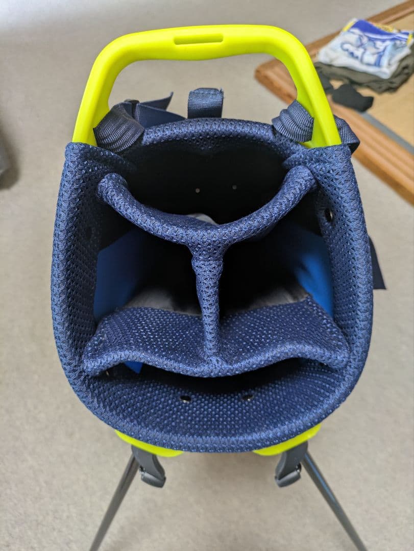 ☆美品☆レアカラー☆OGIO オジオ　キャディバッグ