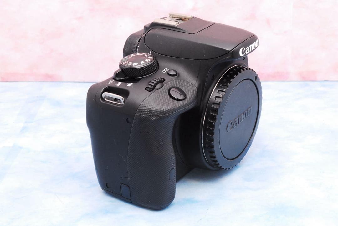 Canon Kiss X7✨手ぶれ補正✨バッグ＆ミニ三脚✨一眼レフカメラ