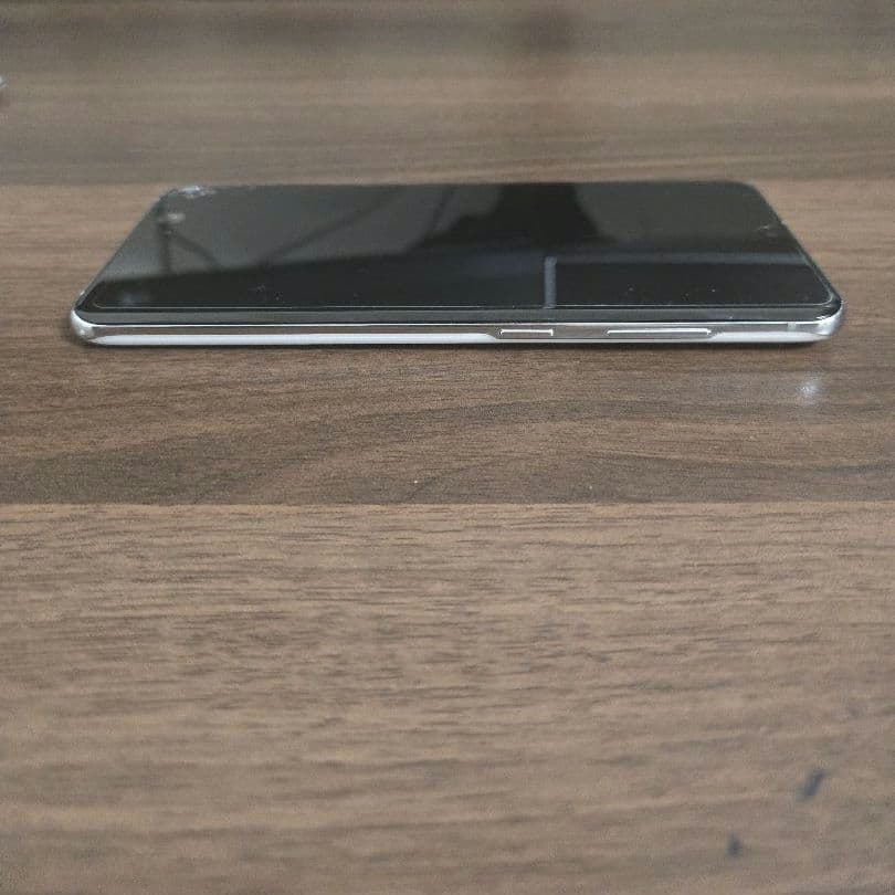 Galaxy s20 ホワイト