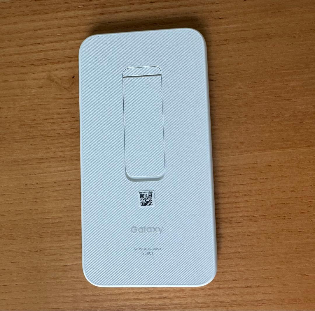 Galaxy 5G Mobile Wi-Fi ホワイト　SCR01
