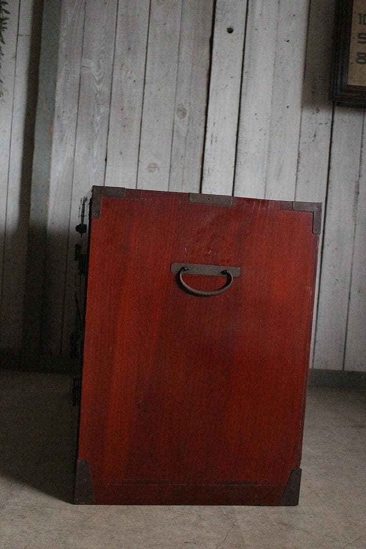 綺麗な丸金具庄内箪笥　2段　タンス　収納　古家具　古民家　時代家具