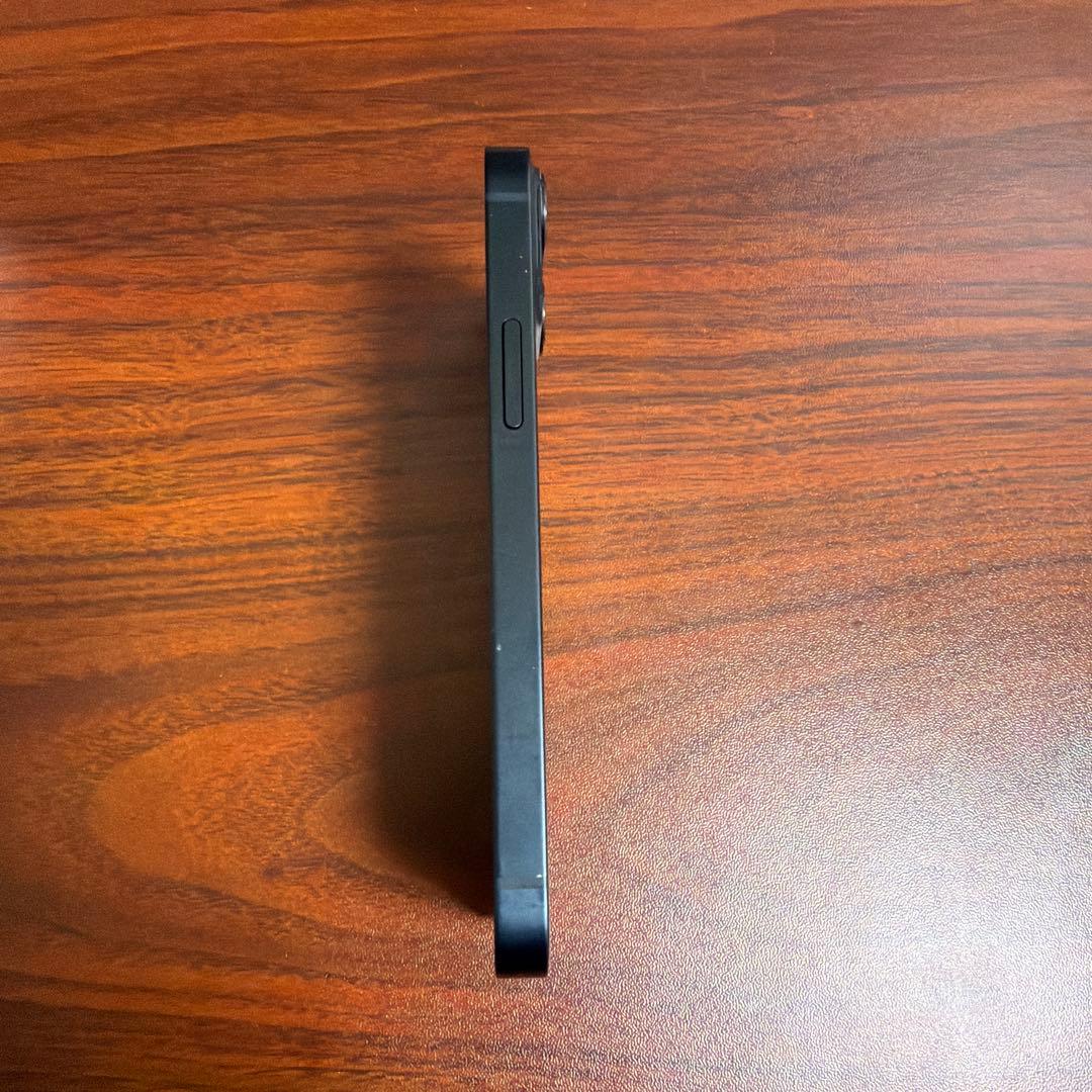 Apple iPhone 13 ミッドナイト 本体 充電ケーブル付き