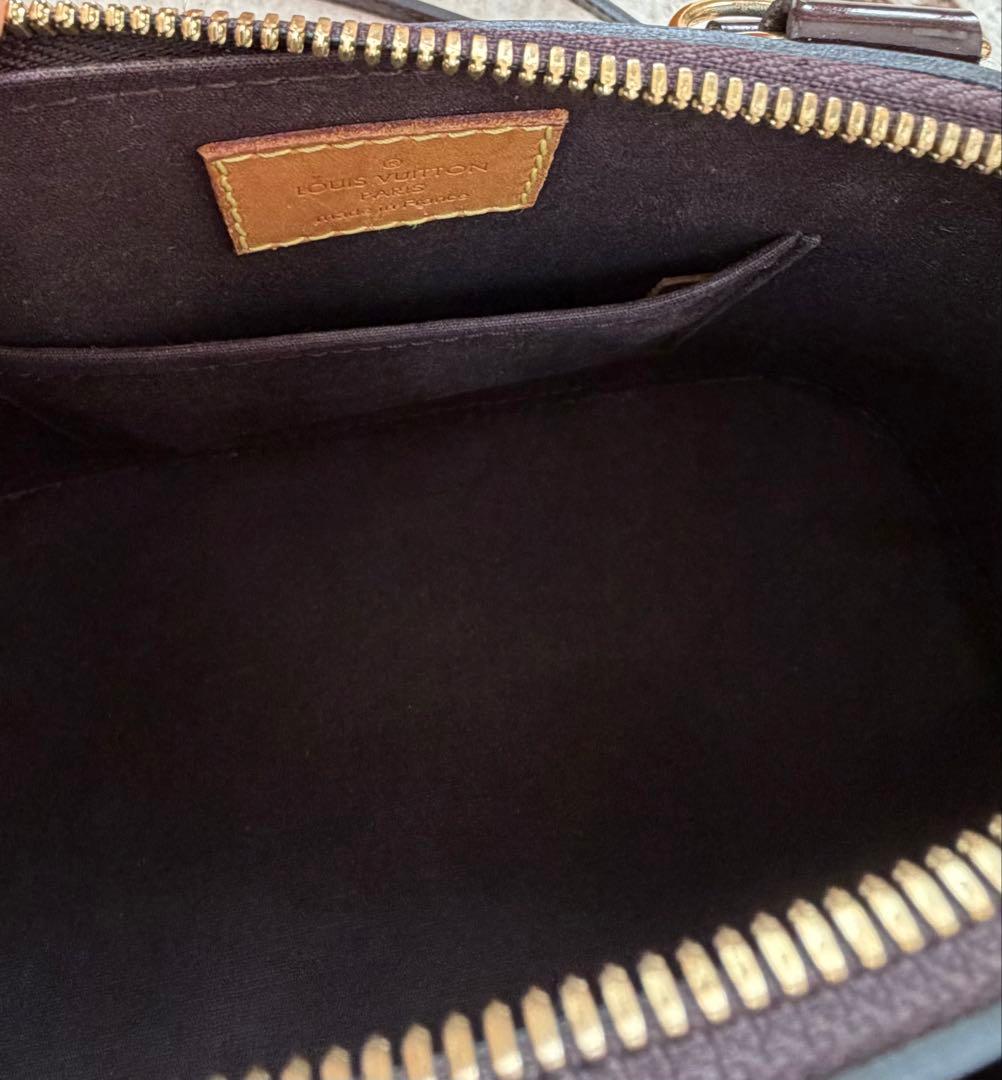 ルイヴィトン アルマBB アマラント ヴェルニ　Louis Vuitton