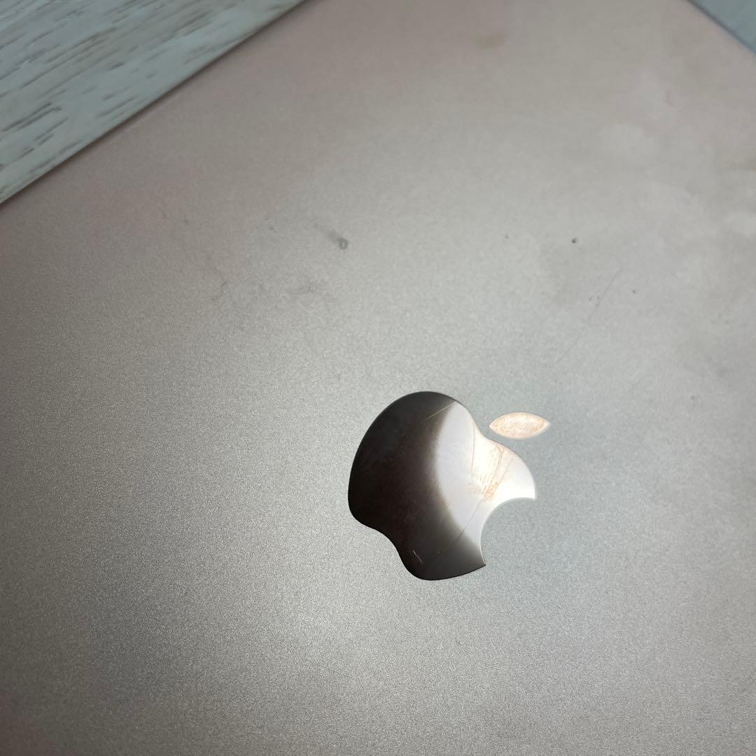 Apple iPad 第7世代 SIMフリー 10.2インチ Wi-Fi