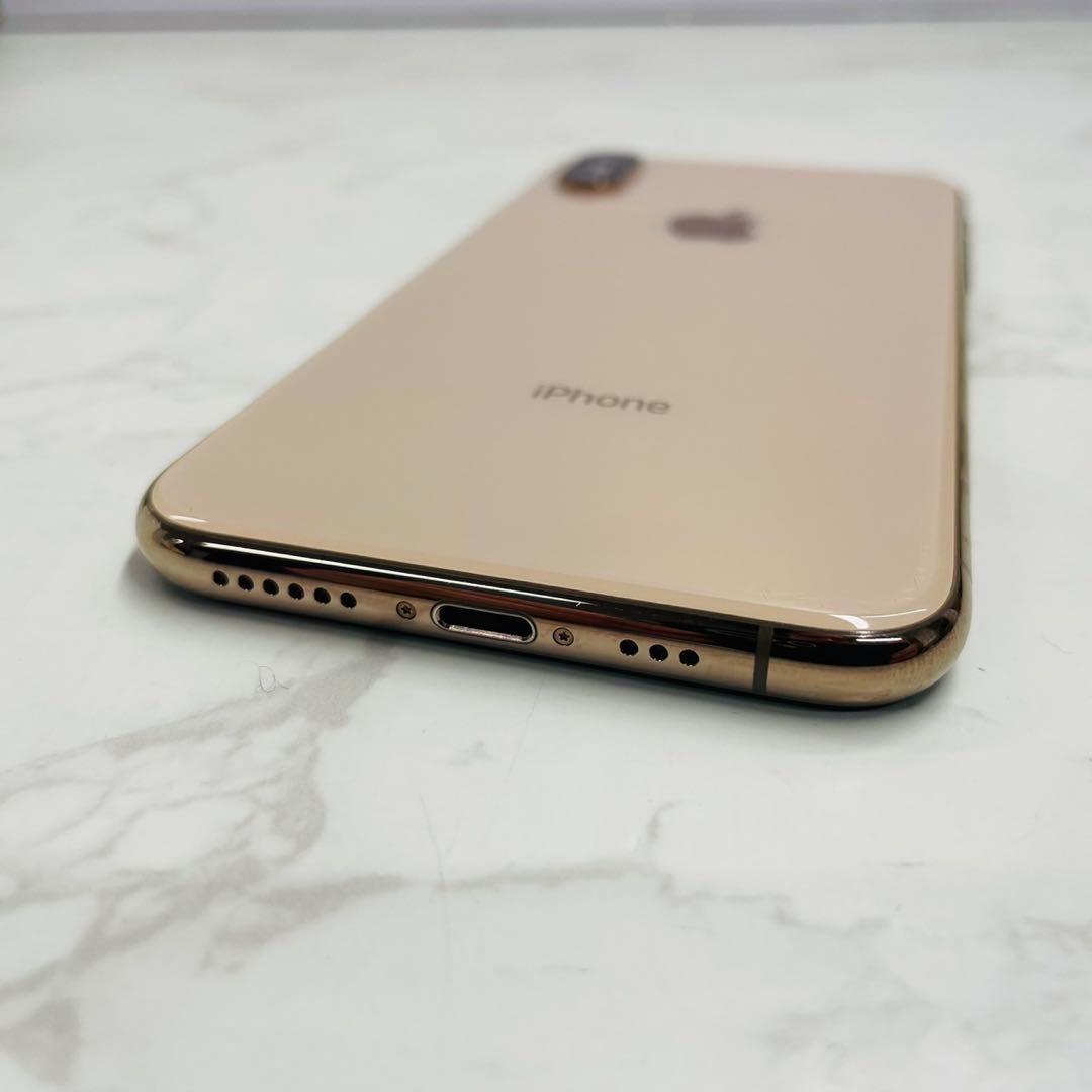 iPhoneXS 64GB MTAY2J/A SIMフリー docomo判定⭕️