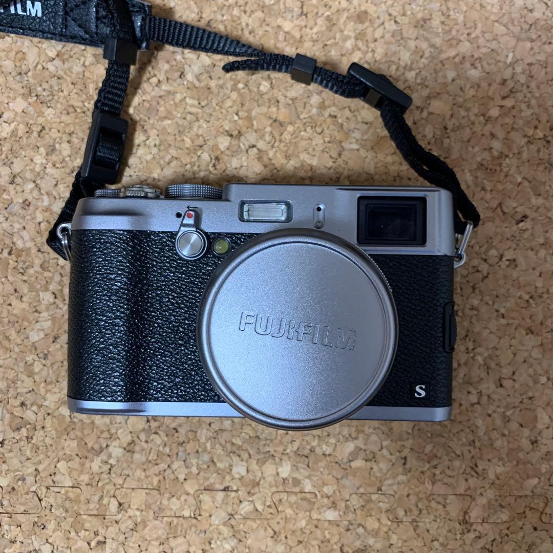 FUJIFILM X100S コンパクトデジタルカメラ