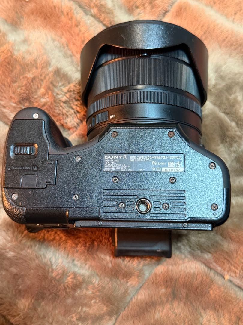 SONY RX10 IV ZEISSレンズ搭載