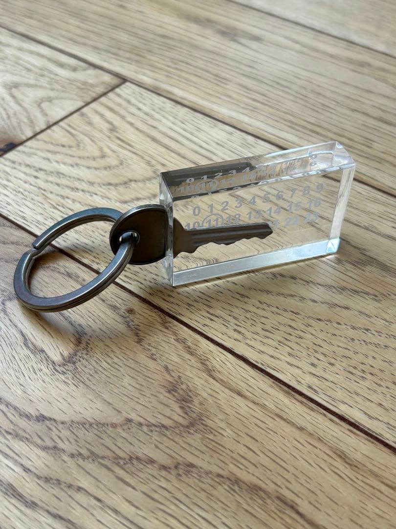 Maison Margiela シルバー　レジン　キーチェーン