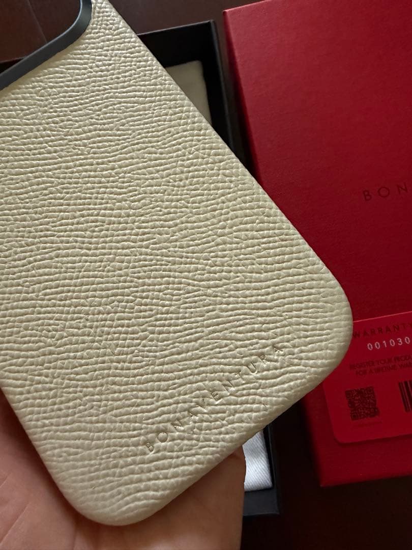 BONAVENTURA iPhone17プロケース