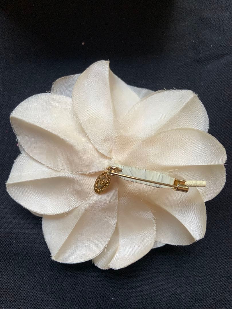 【極美品】CHANEL コサージュ