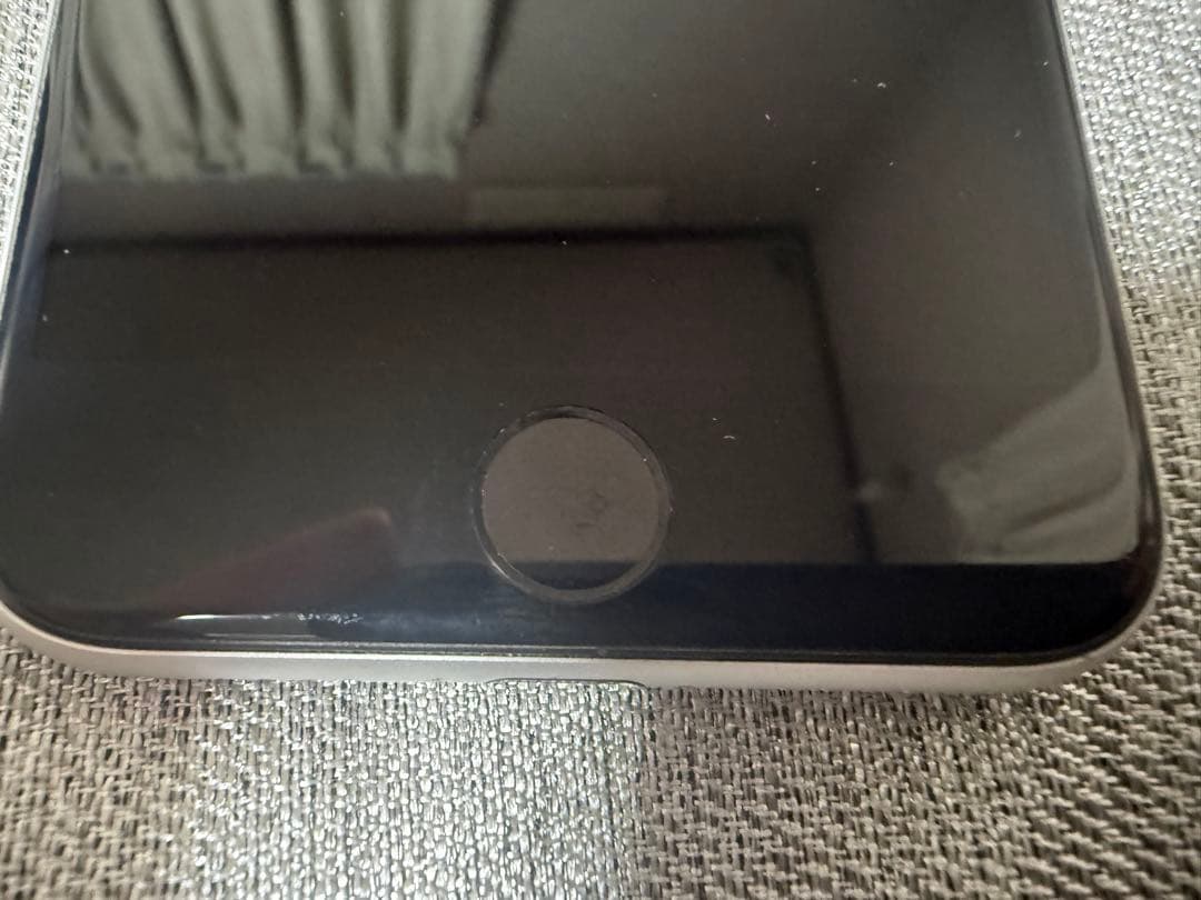 iPhone SE2 64GB SIMフリー