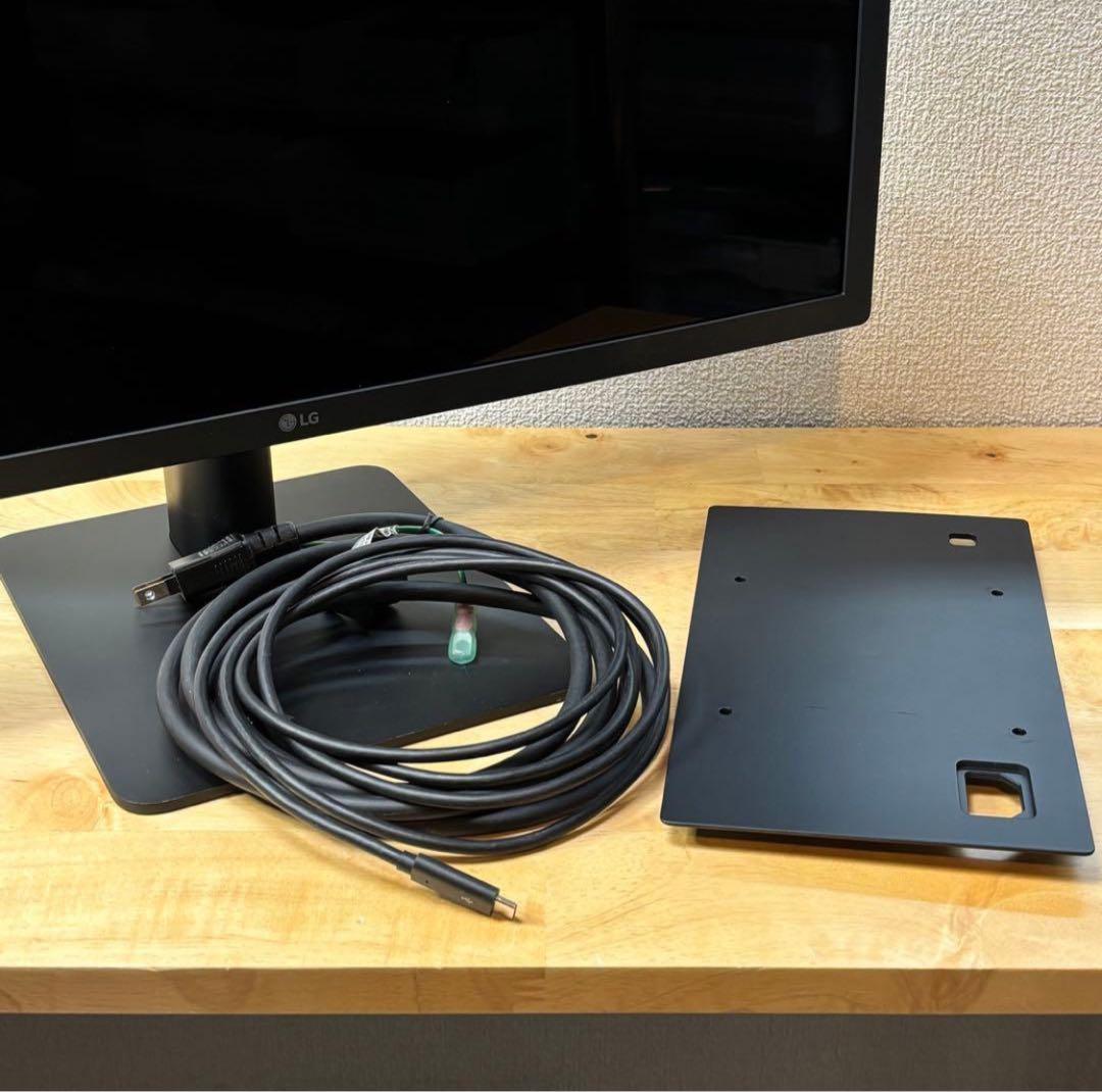 【美品】LG UltraFine 4KDisplay21.5 22MD4KA-B