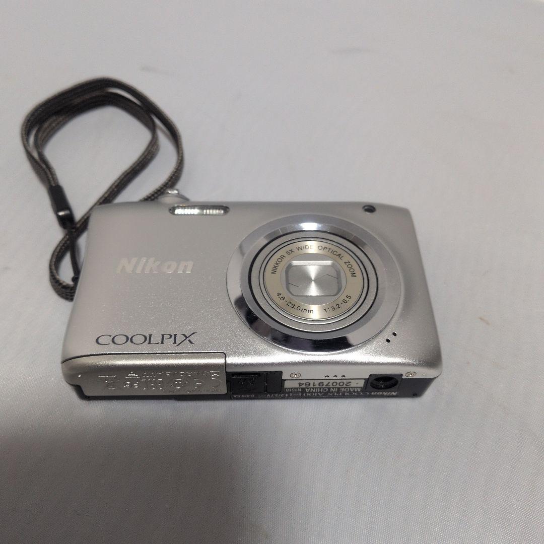 Nikon ニコン COOLPIX A100 N1518 デジタルカメラ