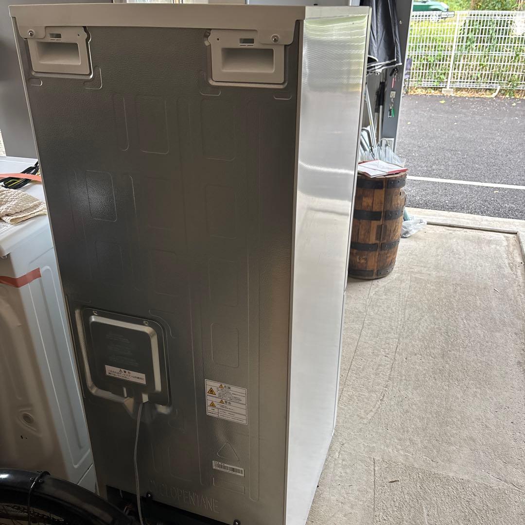 冷凍冷蔵庫　2024年製　　全定格257ℓ