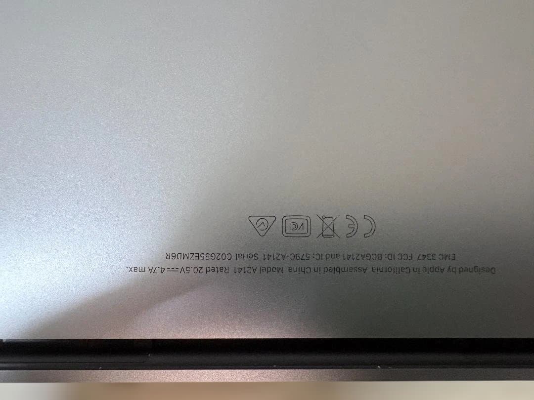 MacBook Pro 16インチ 2019 i9 32GB 1TB