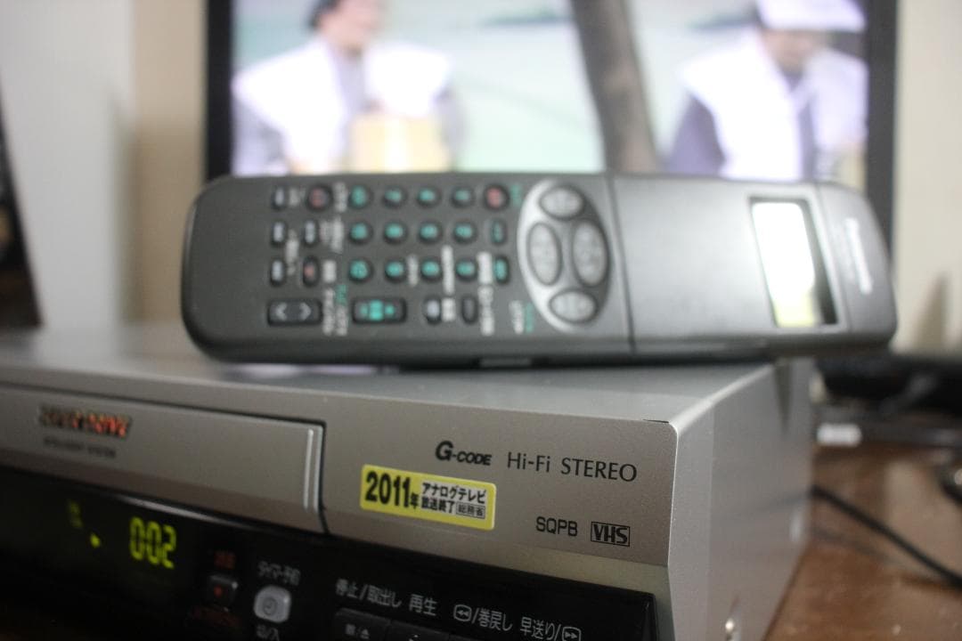 メンテ済 Panasonic VHSビデオデッキ NV-HV72G 2006年製