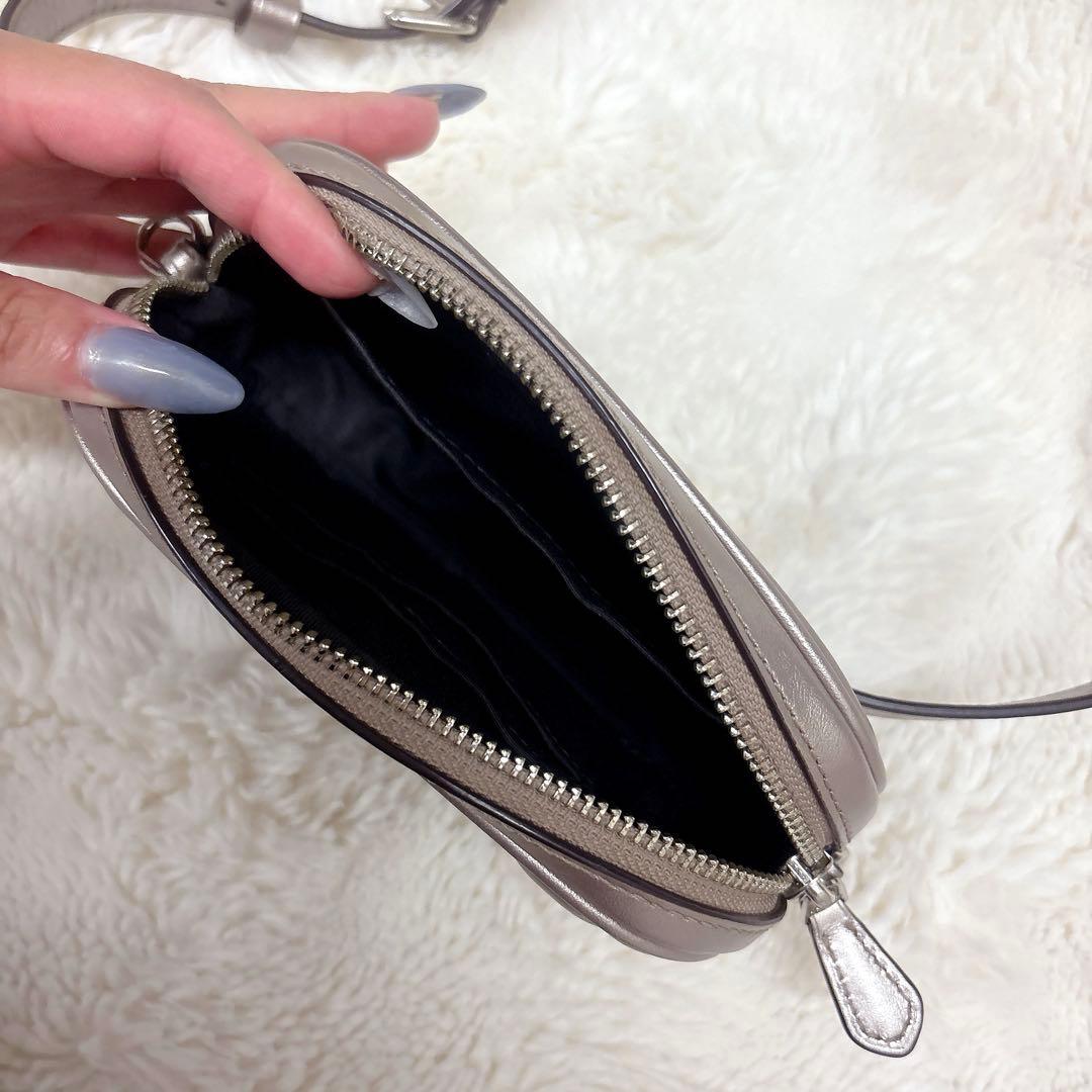 コーチ ウエストバッグ メタリック キルティング スタッズ ボディバッグ