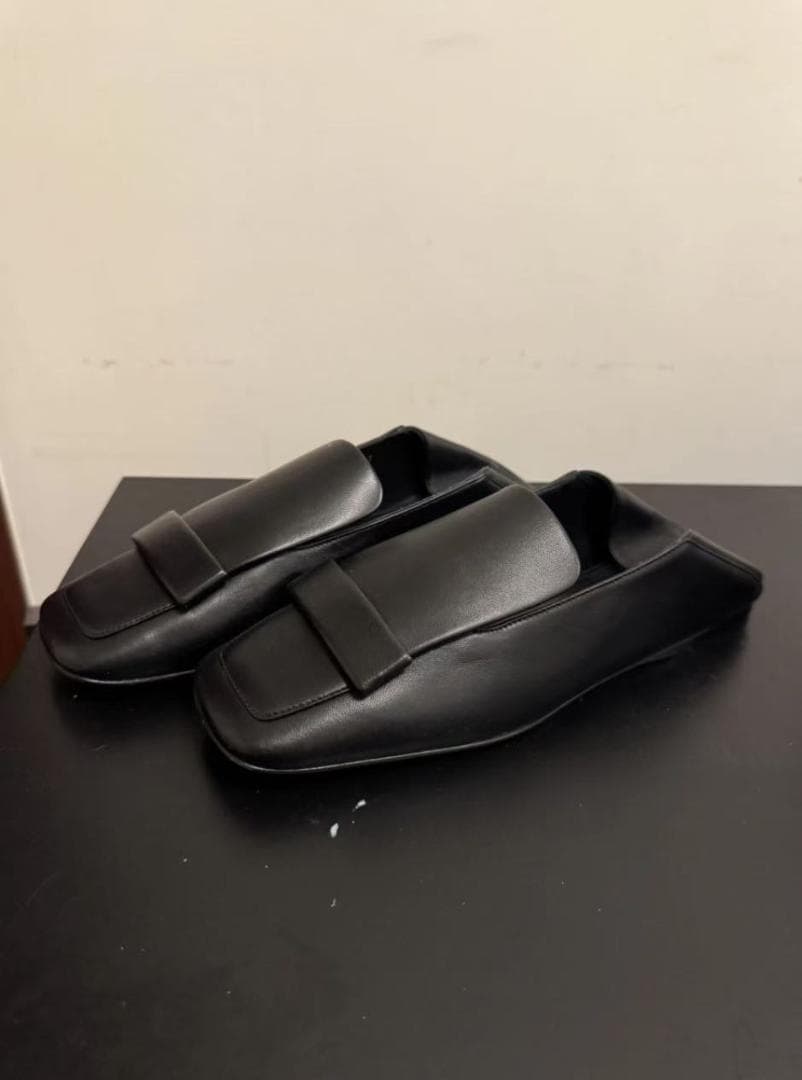 37 ブラック セルジオロッシ ミュール