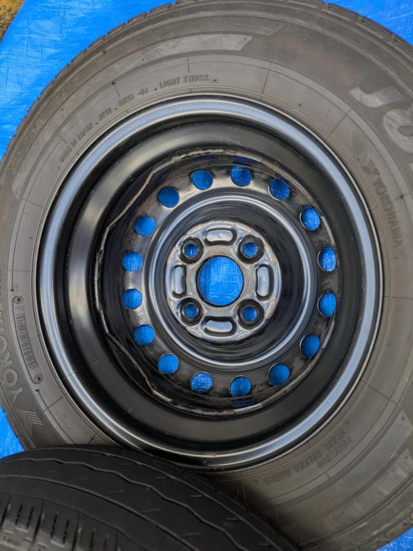 出品①★ハイゼット/サンバー　145R12★　※注意！4本セットの内２本のみ