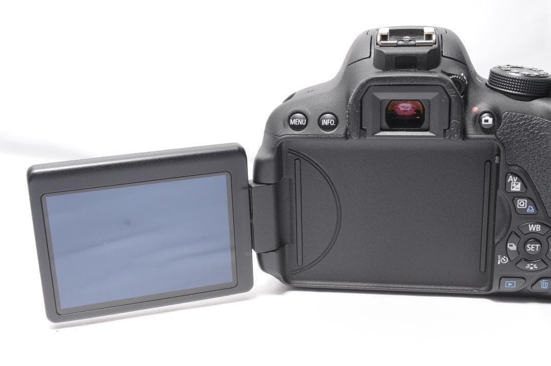 ✨Canon Kiss X7i✨ショット数少❣️スマホ転送❣️自撮り❣️扱い易い❣️美品