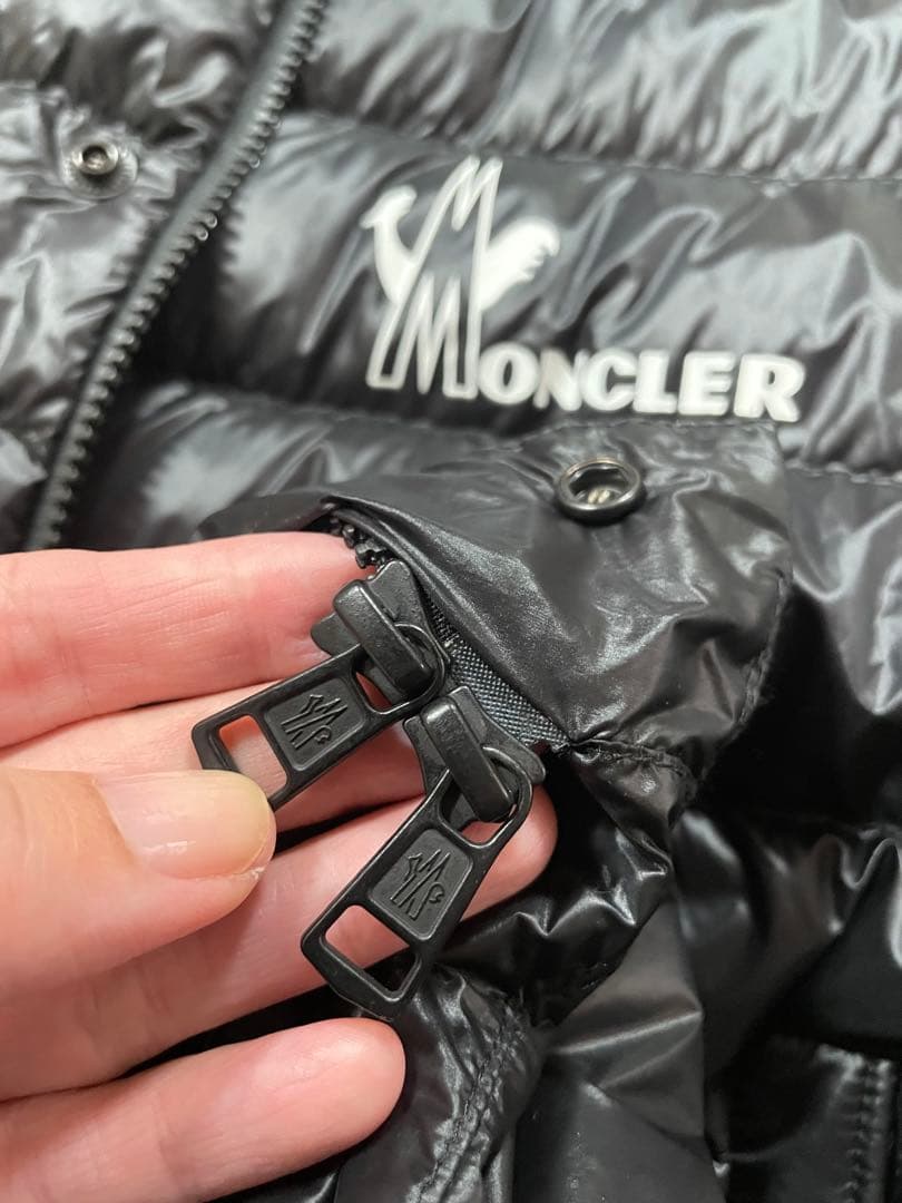 El　MONCLER モンクレール　ALTON メンズ　ダウン