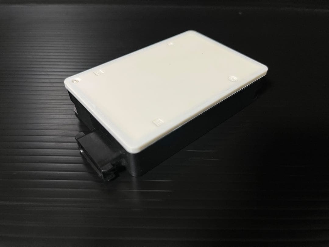 メルセデスベンツ　純正　レーダーセンサー　000-905-8702