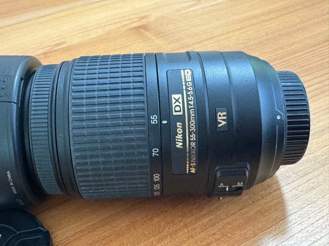 Nikon AF-S DX NIKKOR 55-300mm 美品！