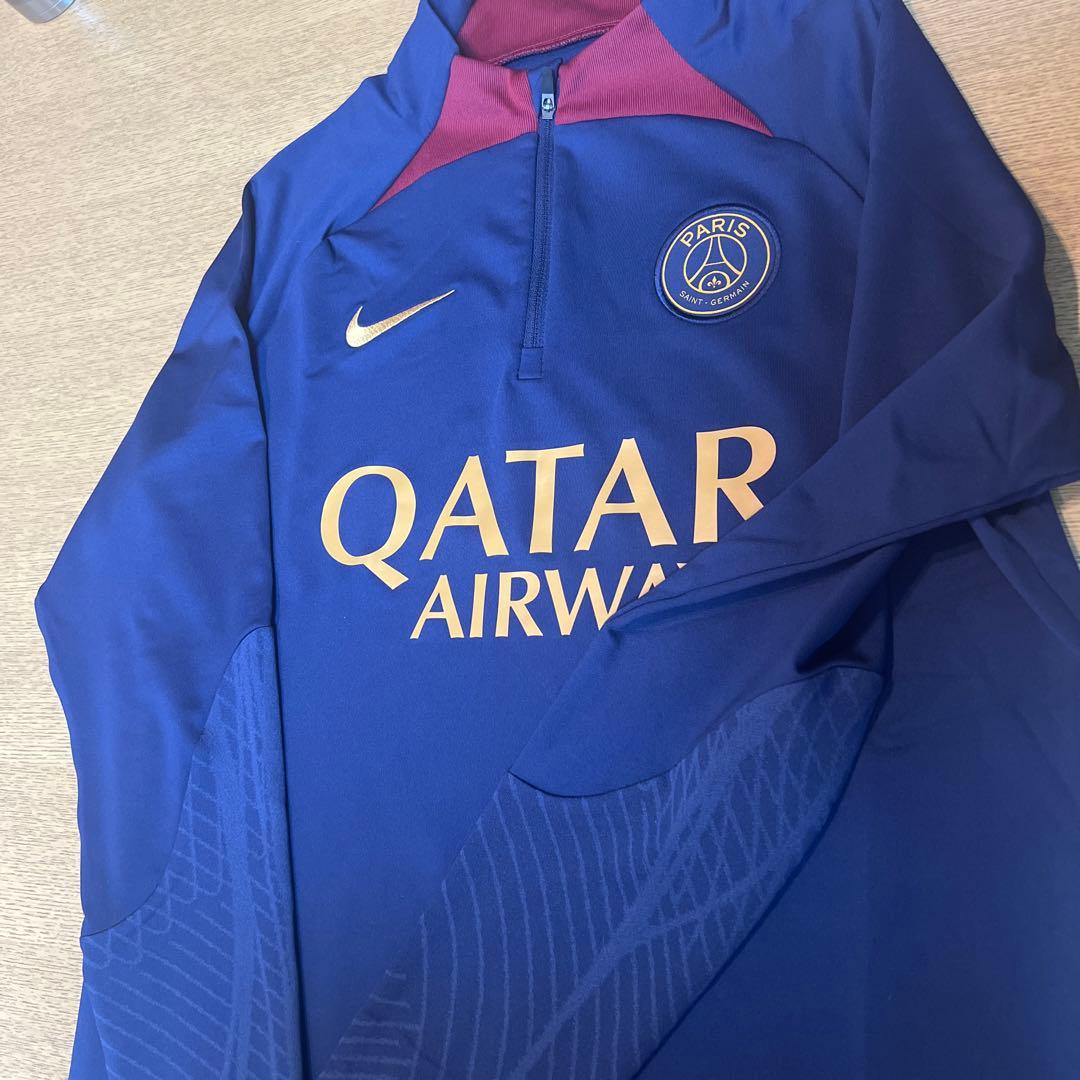 パリサンジェルマンストライクドリルトップ