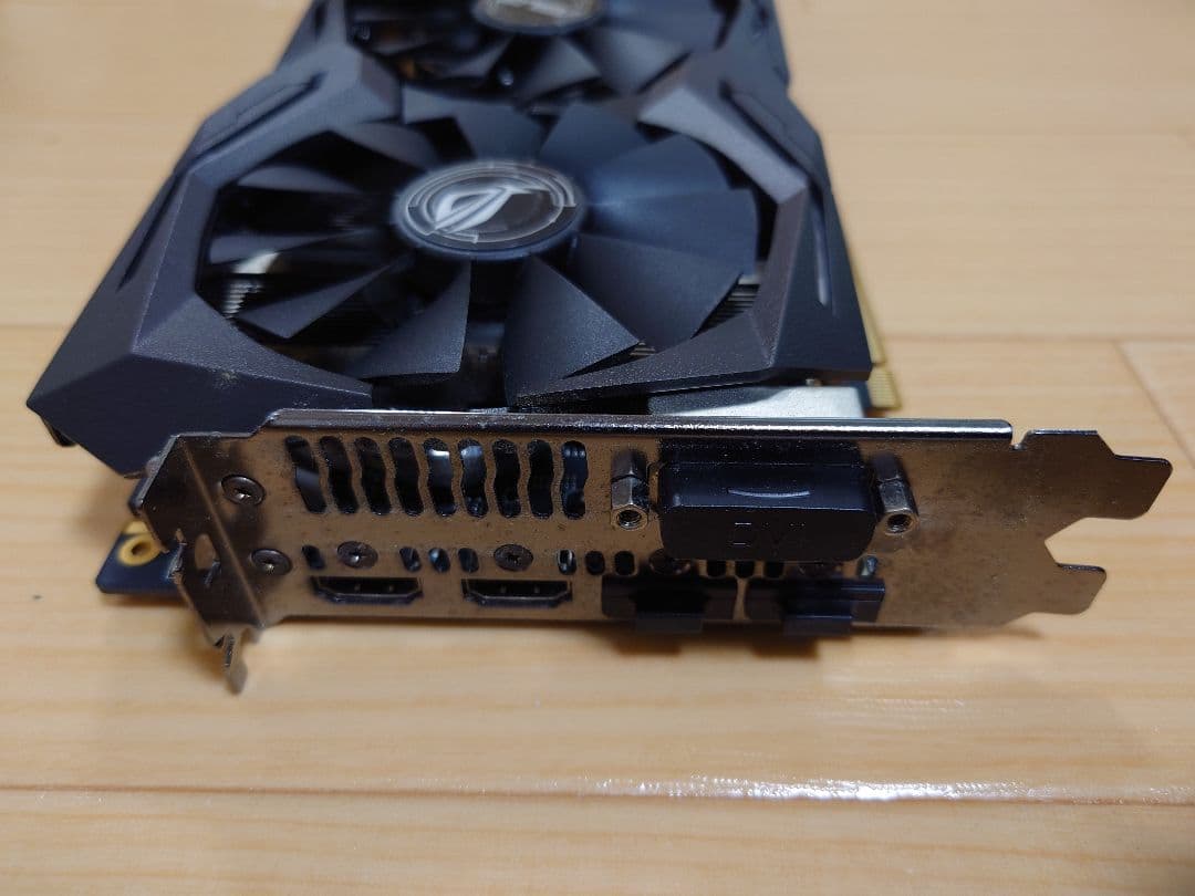 [中古]ASUS STRIX-GTX1070-O8G-GAMING