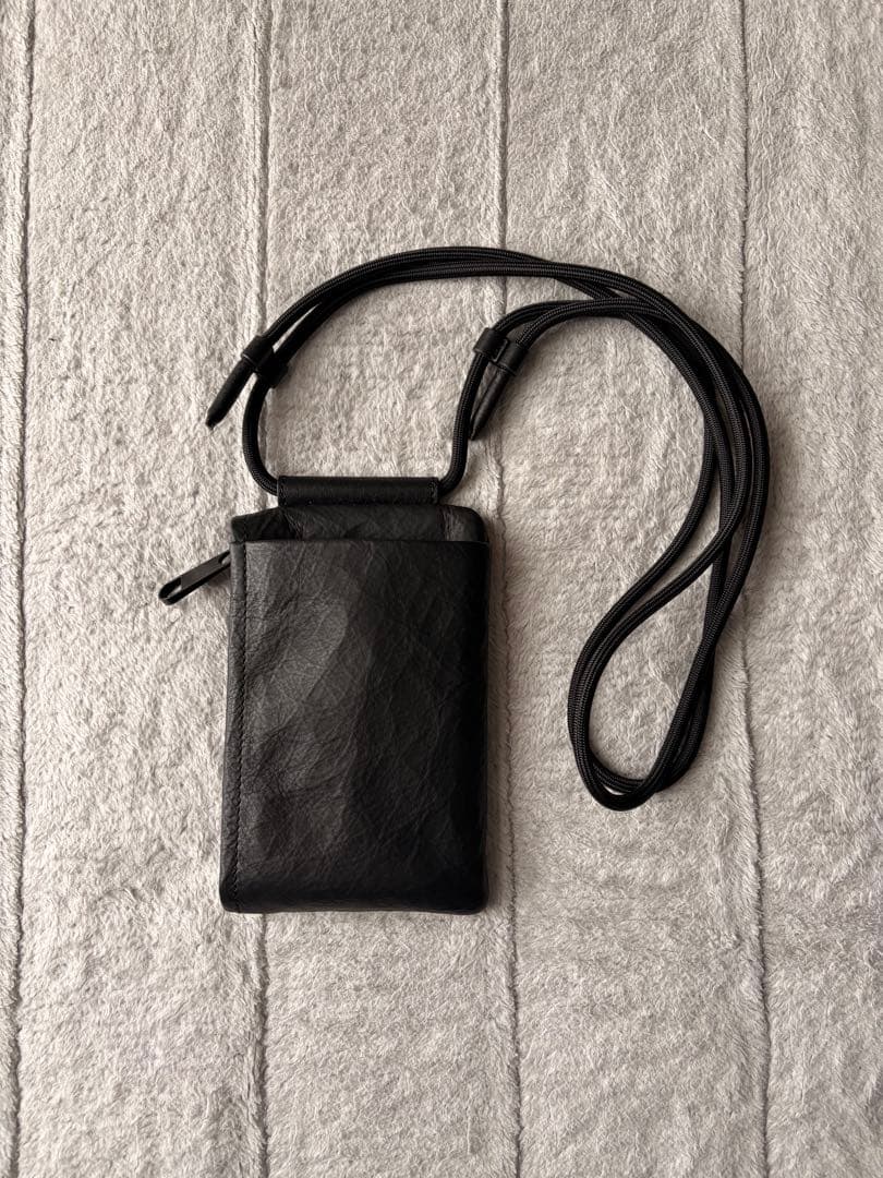 【新品】土屋鞄製造所ATTITU レザースマホショルダー(ファスナー)002