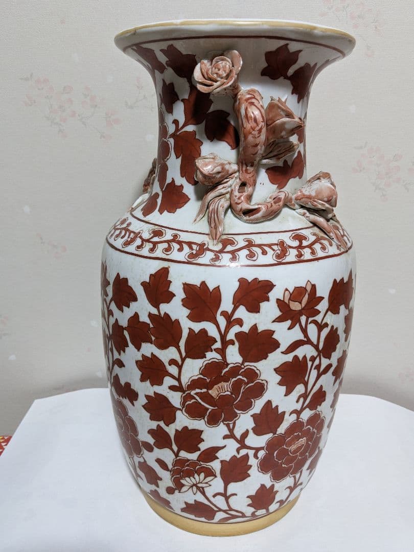 ♦中国陶磁器 紅釉花卉文様 貼花 蕾花双耳瓶 花瓶 民国時代 華東堂製 骨董品