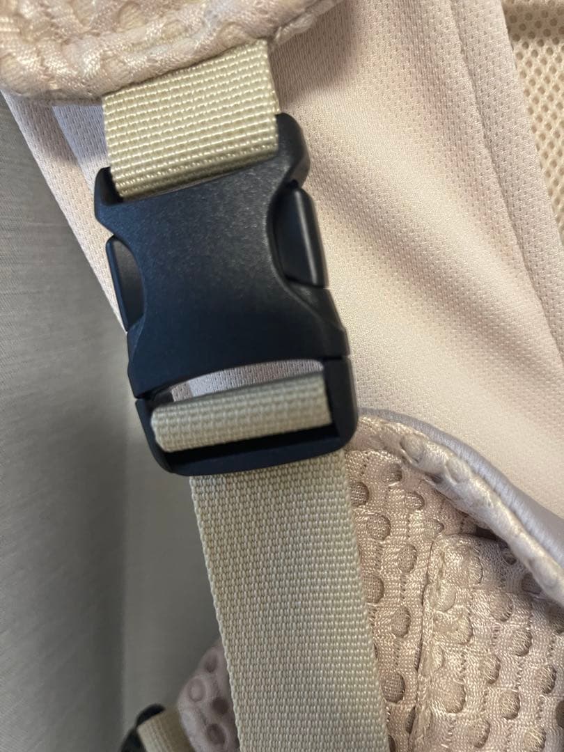 【PACO】べべスワン　抱っこ紐　サンドベージュ