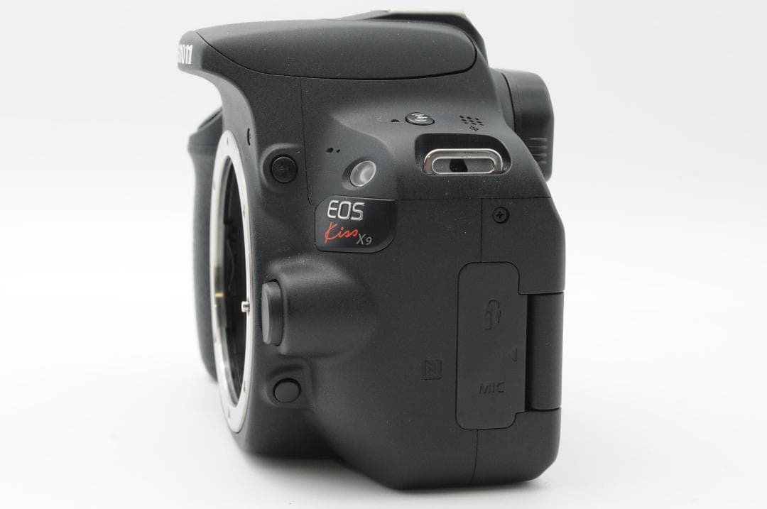 ▲新品級⑤▲新生活応援▲ Canon EOS Kiss x9 ダブルレンズ