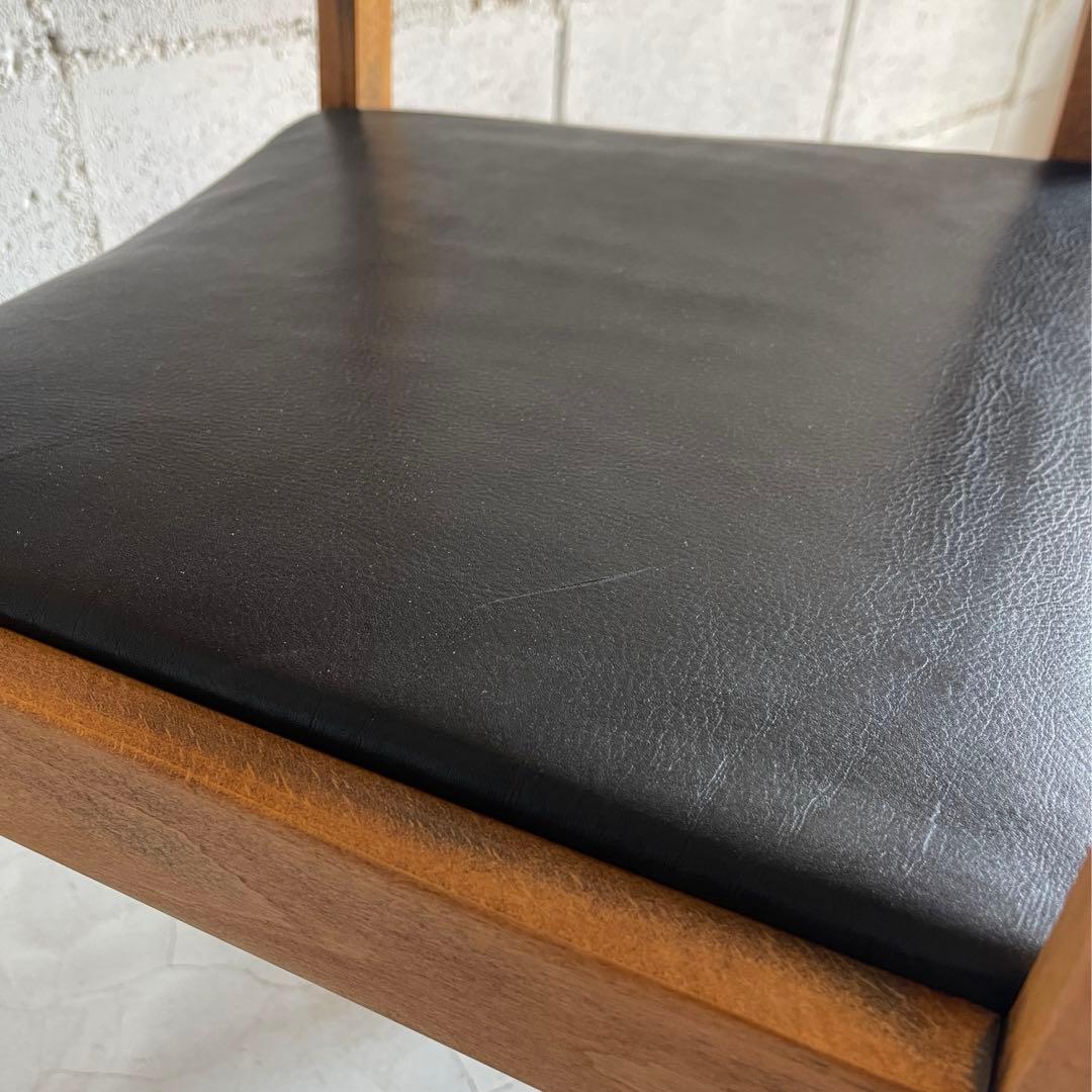 ビンテージ　アームチェア　本革レザー　ダイニングチェア