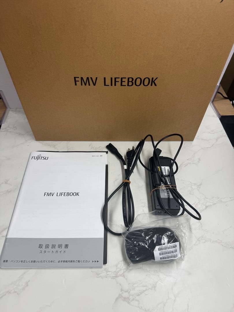 FUJITSU LIFEBOOK AH77/E3 FMVA77E3L ノートPC
