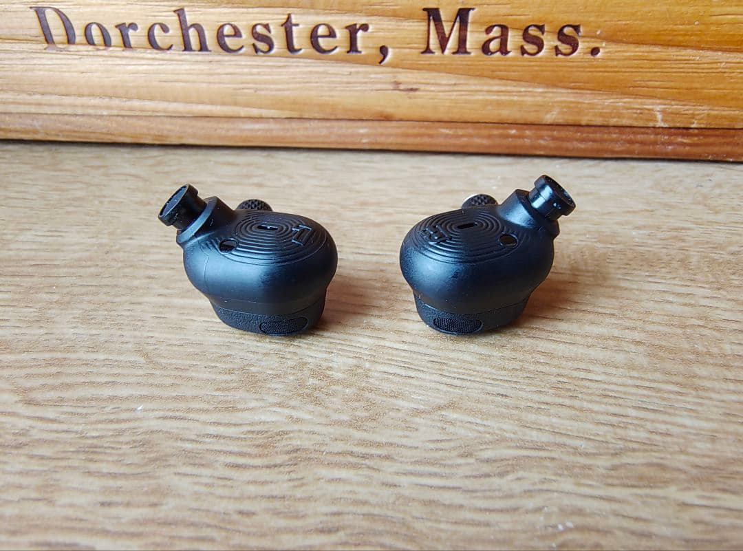 Marshall Motif Ⅱ A.N.C ワイヤレスイヤホン（不具合品）