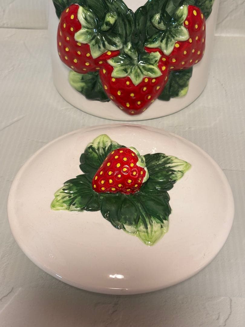 イチゴのキャニスター　 3点セット